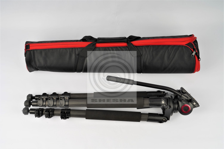 Профессиональный карбоновый штатив с видеоголовкой FST ТH702CKit2 комплект