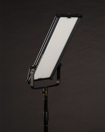 Осветитель Boling BL-2250P (5600K)