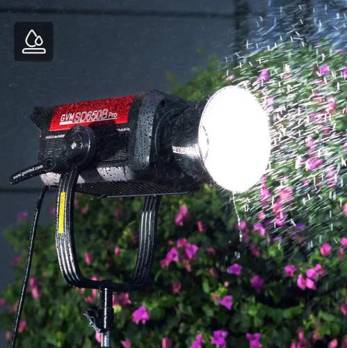 Осветитель GVM SD650B Pro