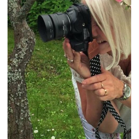 Fotokvant STR-11 ремень для фотоаппарата белый в красный горох