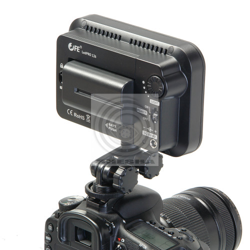 Накамерный светодиодный осветитель Falcon Eyes LedPRO 126