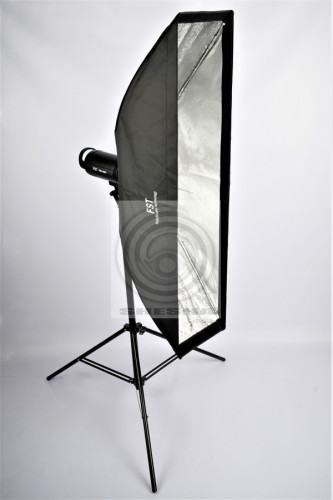 Стрипбокс FST SB-35U 30x140m быстрораскладной