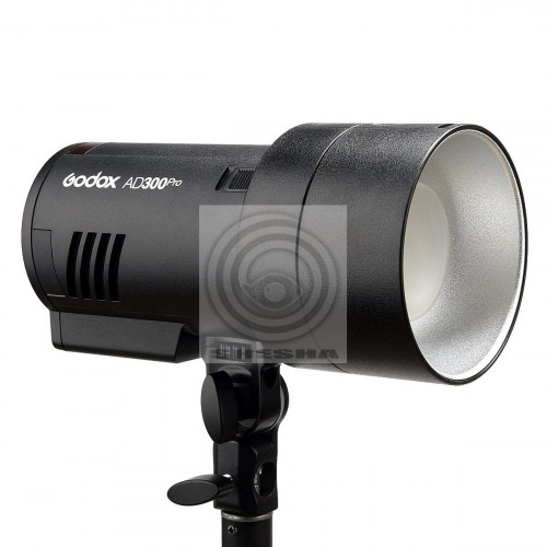 Вспышка аккумуляторная Godox Witstro AD300Pro с поддержкой TTL