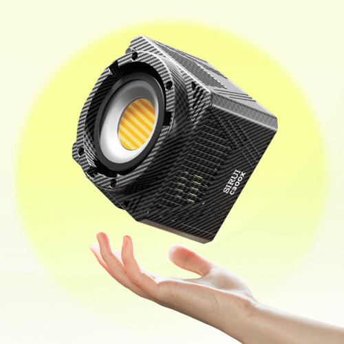 Осветитель Sirui C300X