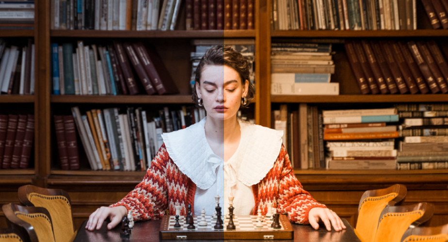 Осветитель INKEE Gold Crow 60 (2700-6500K)