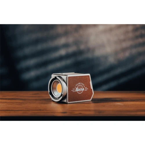 Осветитель светодиодный Falcon Eyes Retro 60R RGB аккумуляторный