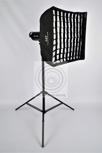 СОФТБОКС FST SB-35U 60X60 СМ БЫСТРОРАСКЛАДНОЙ