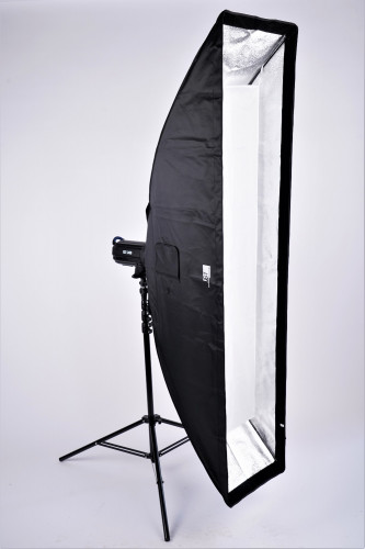 Стрипбокс FST SB-240 40x180 см с сотами